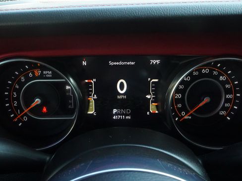 Used 2023 Jeep Gladiator Rubicon w/ LED Lighting Group AWD/4WD image 14