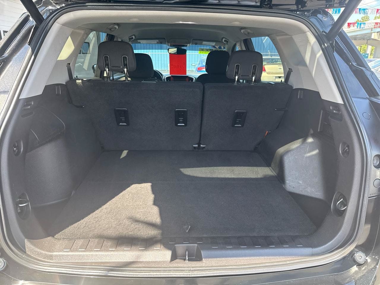 Used 2019 GMC Terrain SLE w/ Driver Convenience Package AWD/4WD image 5