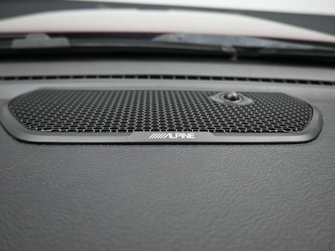 Used 2020 RAM 1500 Laramie image 32