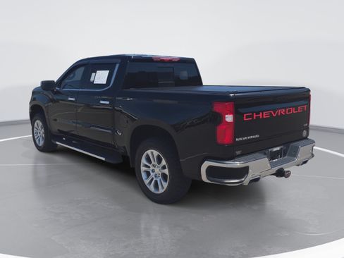 Used 2024 Chevrolet Silverado 1500 LTZ AWD/4WD image 5