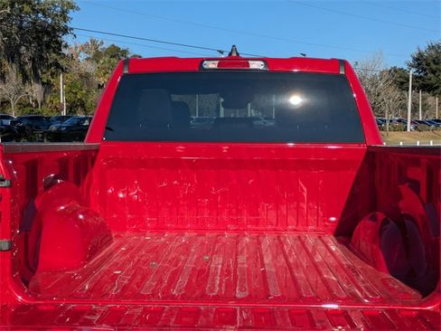 Used 2024 RAM 1500 Laramie image 14