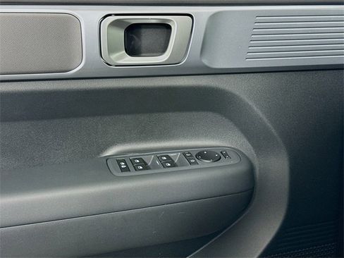 New 2026 Hyundai Santa Fe SE image 13