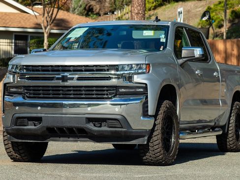 Used 2020 Chevrolet Silverado 1500 LT w/ All-Star Edition AWD/4WD image 6