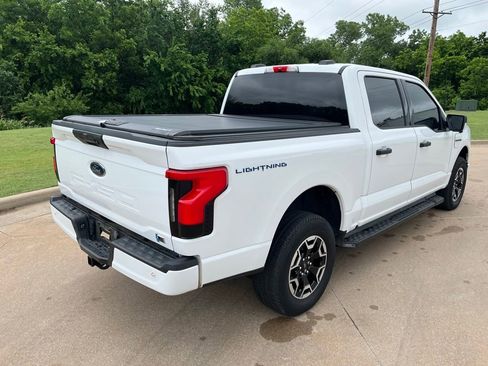 Used 2023 Ford F150 Lightning XLT AWD/4WD image 5