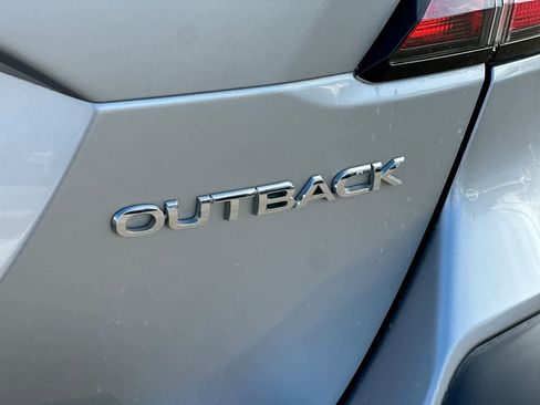 Certified 2021 Subaru Outback Limited image 18