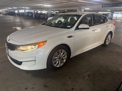 Used 2018 Kia Optima EX