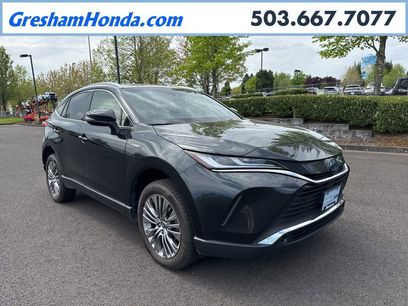 Used 2021 Toyota Venza XLE w/ Carpet Mat Package (TMS)