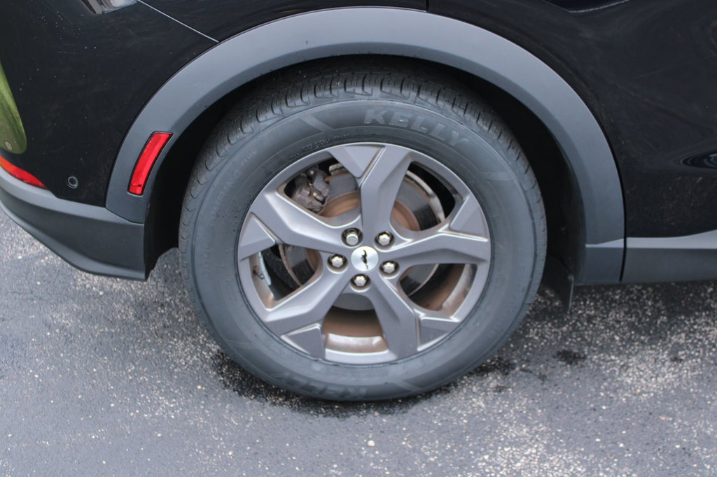 Used 2023 Ford Mustang Mach-E Select AWD/4WD image 19