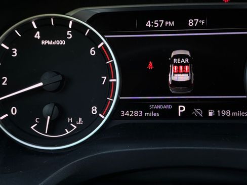 Used 2025 Nissan Rogue SV FWD image 38