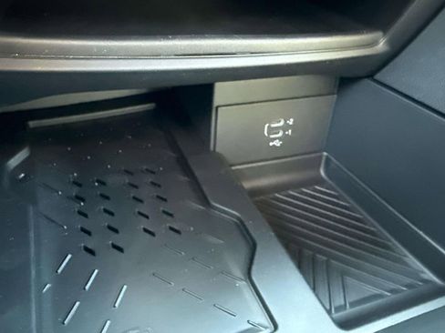 New 2026 Chrysler Pacifica Limited w/ S Appearance Package image 26