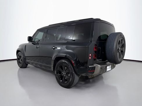 Used 2023 Land Rover Defender 110 X-Dynamic SE AWD/4WD image 7