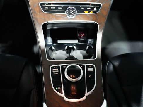 Used 2018 Mercedes-Benz C 300 Sedan image 13