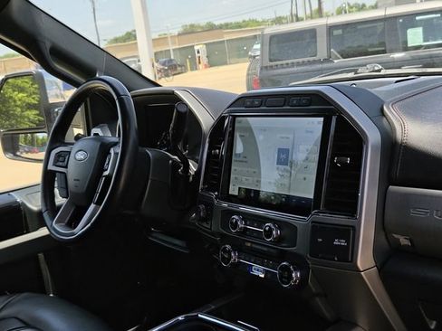 Used 2022 Ford F250 Platinum AWD/4WD image 34
