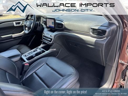 Used 2020 Ford Explorer XLT w/ Equipment Group 202A AWD/4WD image 36