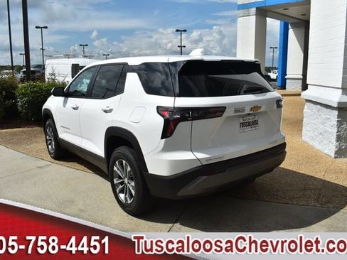 Used 2026 Chevrolet Equinox LT w/ Convenience Package II FWD image 7