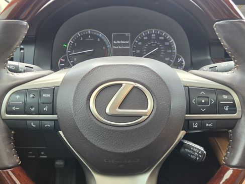 Used 2017 Lexus ES 350 w/ Luxury Package FWD image 27