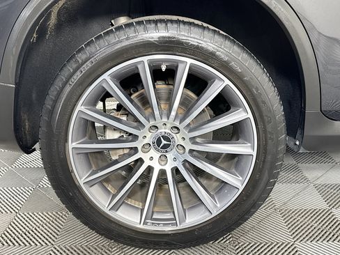 Used 2021 Mercedes-Benz GLC 300 4MATIC Coupe image 30