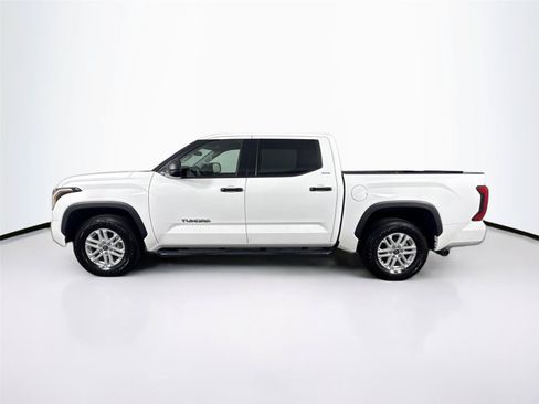 Used 2022 Toyota Tundra SR5 RWD image 9