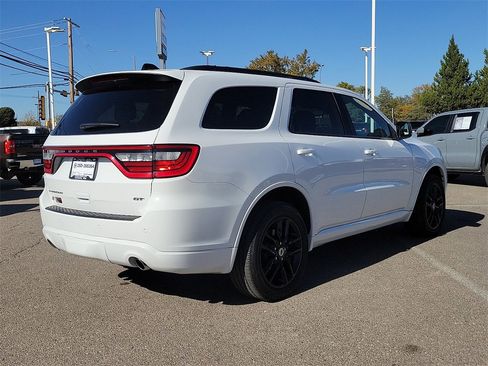 Used 2024 Dodge Durango GT image 11