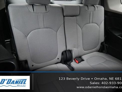 Used 2023 Honda Pilot LX image 40