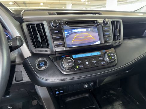 Used 2018 Toyota RAV4 XLE image 25