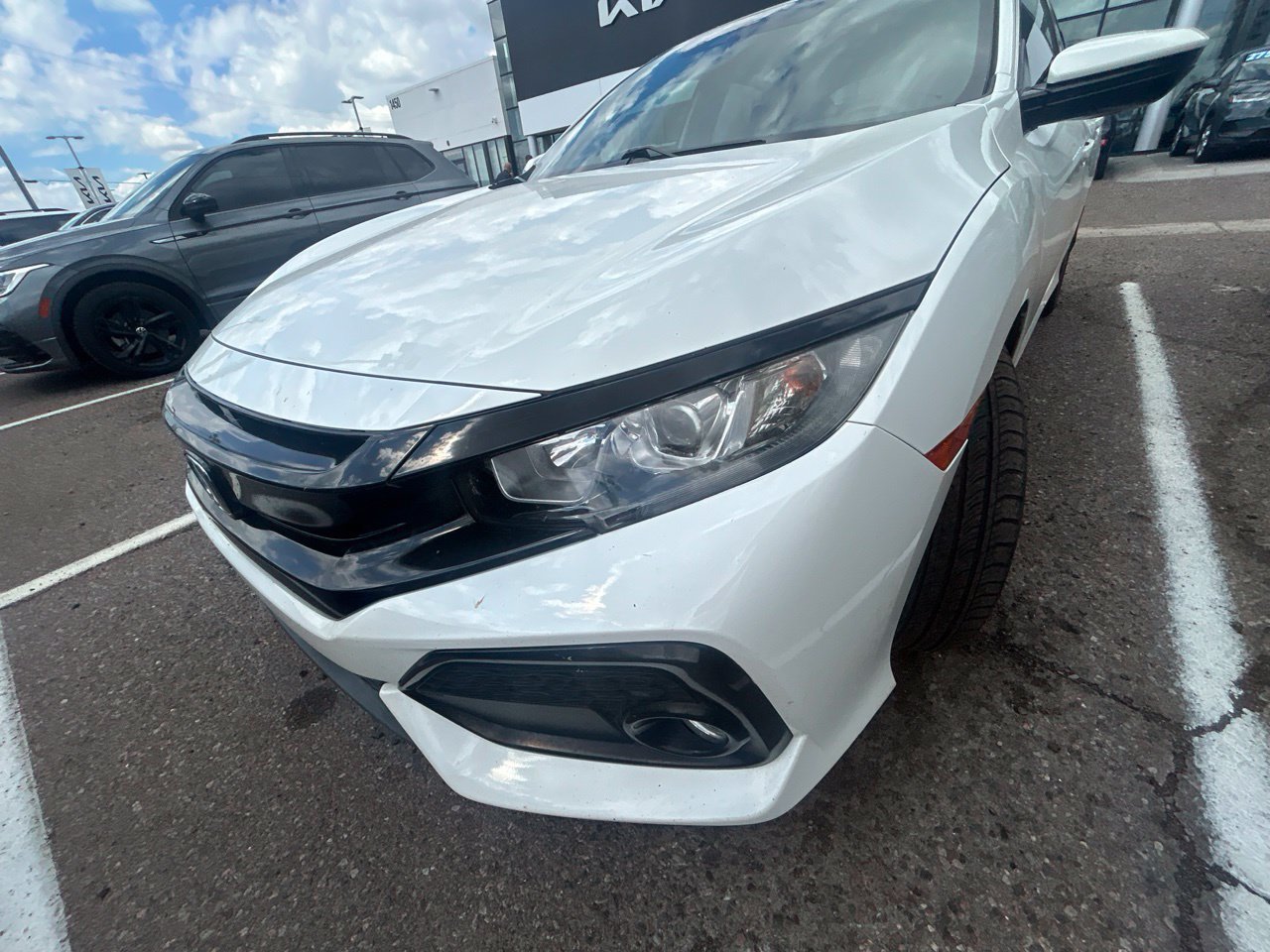 Used 2019 Honda Civic EX image 1