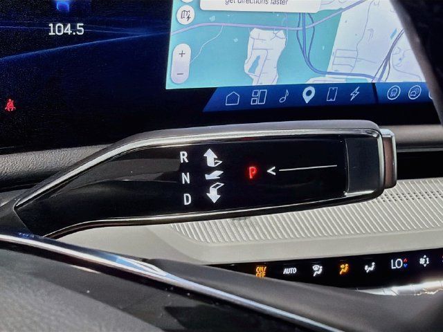 Certified 2025 Cadillac Optiq Sport 2 AWD/4WD image 15