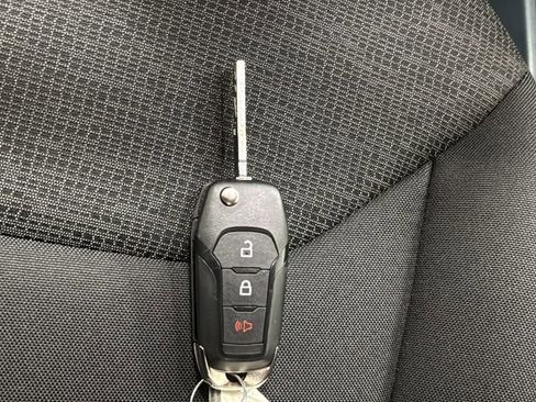 Used 2025 Ford Maverick XL w/ Equipment Group 101A AWD/4WD image 36