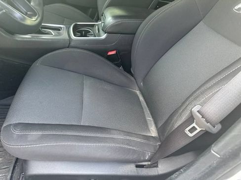 Used 2017 Dodge Charger R/T Scat Pack RWD image 9