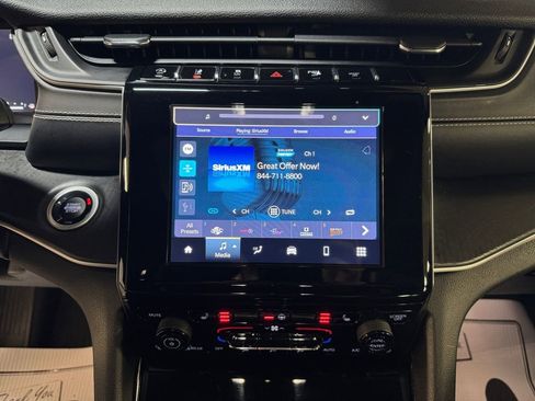 Used 2023 Jeep Grand Cherokee L Laredo AWD/4WD image 17