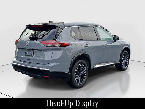 Used 2024 Nissan Rogue Platinum w/ Platinum Premium Package FWD image 4