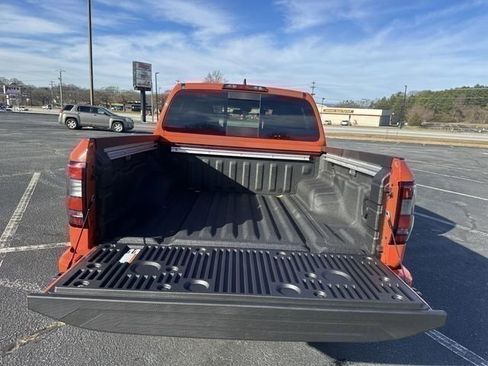 New 2026 Nissan Frontier PRO-4X w/ Pro-4x Convenience Package AWD/4WD image 19