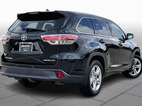 Used 2015 Toyota Highlander Limited Platinum image 13