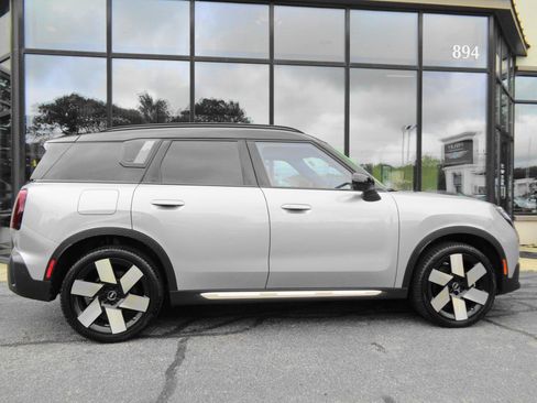 Used 2025 MINI Cooper Countryman S w/ Comfort Package Max AWD/4WD image 4