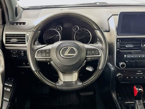 Used 2023 Lexus GX 460 Premium w/ Premium Package AWD/4WD image 4