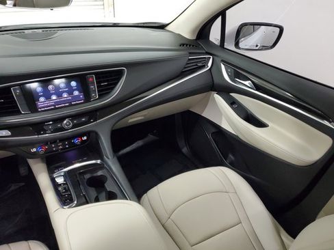 Used 2024 Buick Enclave Essence w/ Technology Package image 12