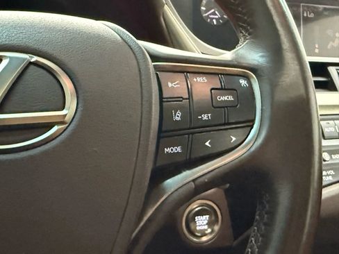 Used 2019 Lexus ES 350 F Sport image 23