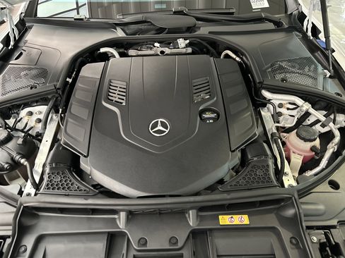 Certified 2024 Mercedes-Benz Maybach S 580 4MATIC image 52