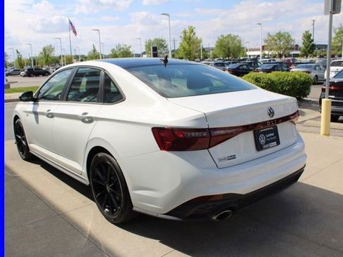 Used 2025 Volkswagen Jetta GLI Autobahn w/ GLI Black Package FWD image 4
