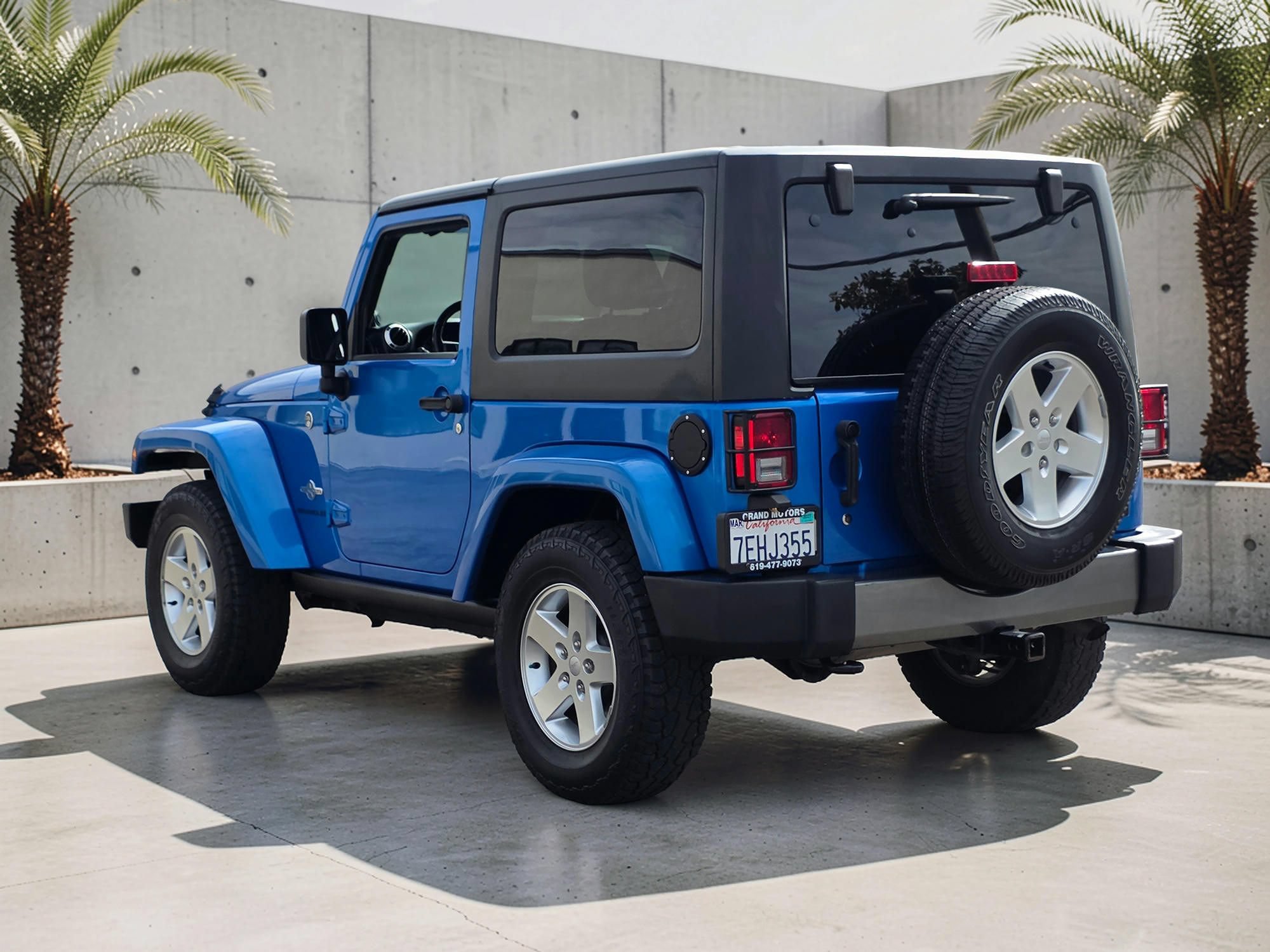 Used 2014 Jeep Wrangler Sport AWD/4WD image 7