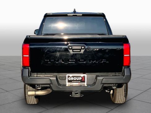 Used 2025 Toyota Tacoma SR RWD image 5