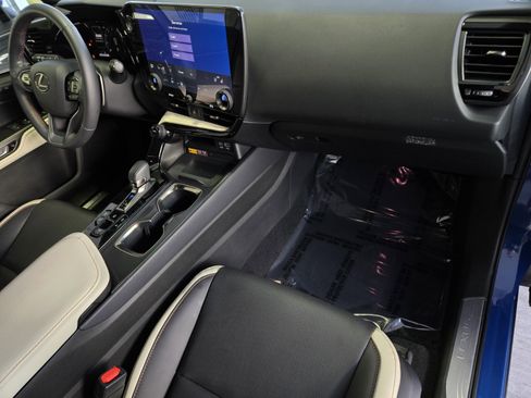 Certified 2023 Lexus NX 350 AWD w/ Premium Package image 18