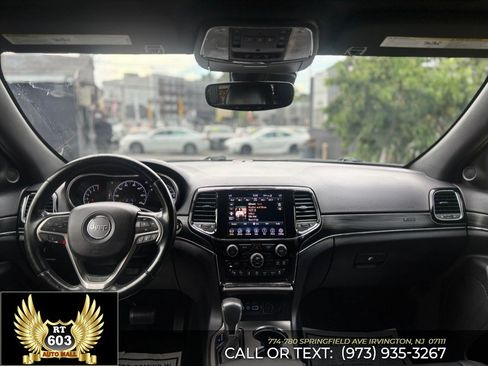Used 2021 Jeep Grand Cherokee Limited w/ Quick Order Package 28K 80th AWD/4WD image 13