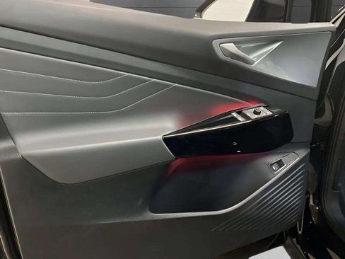 Used 2023 Volkswagen ID.4 S image 15