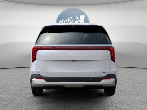 New 2026 Kia Carnival EX image 13