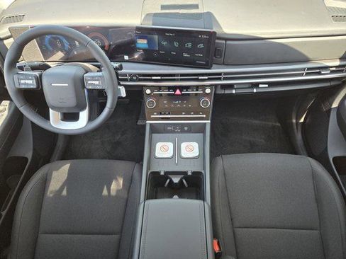 New 2026 Hyundai Santa Fe SE image 18