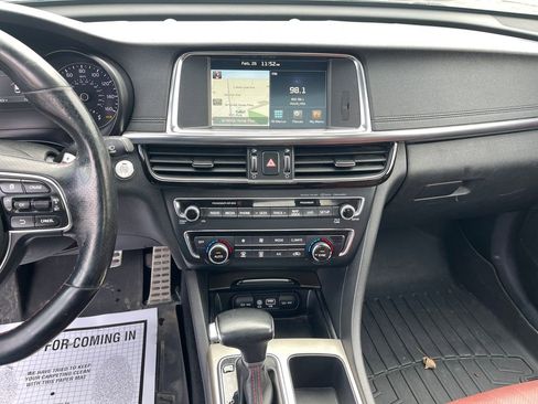 Used 2017 Kia Optima SX w/ Launch Edition Package image 24