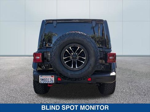 Used 2025 Jeep Wrangler Unlimited Rubicon image 4