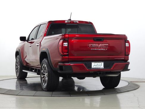 Used 2025 GMC Canyon Denali AWD/4WD image 5