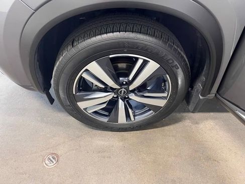 Used 2023 Nissan Rogue SL image 30